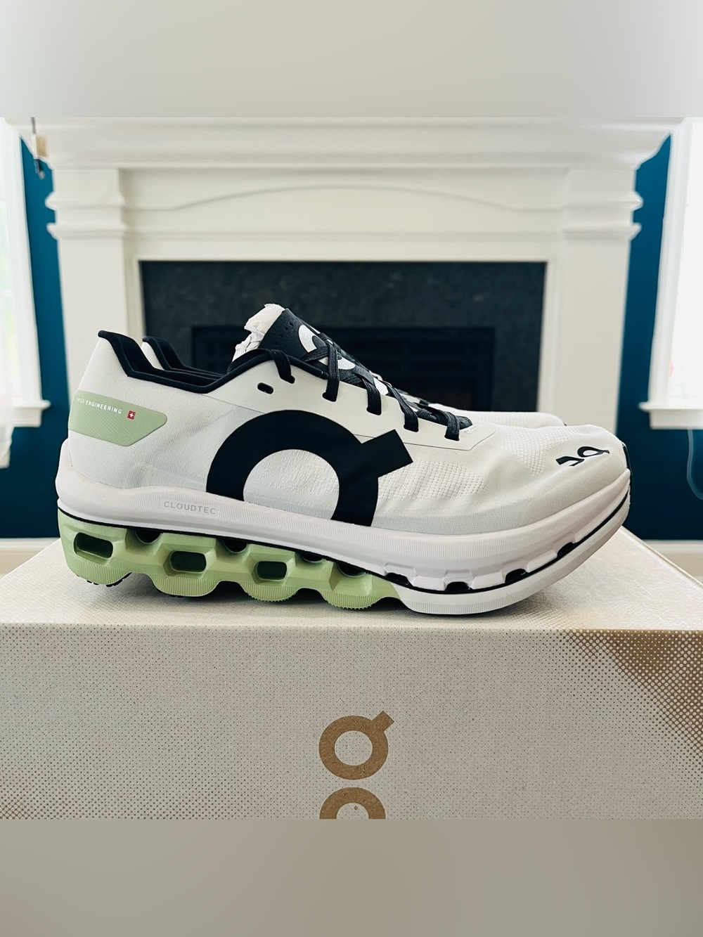 Sz 5.5 On Cloud Cloudboom Echo Women’s Road Racing Shoes White/Black NWB